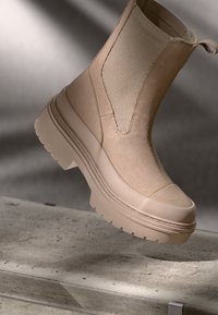 Ботинки челси