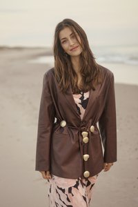 Пальто из искусственной кожи