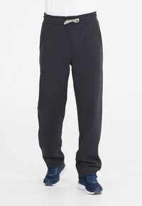 Спортивные штаны Спортивные штаны