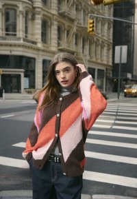 Жаккардовая кофта