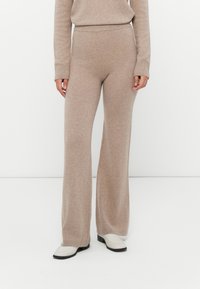 Брюки Брюки