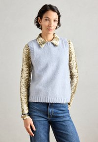 Пуловер без рукавов