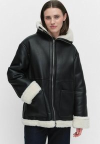 Кожаная куртка Кожаная куртка