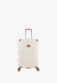 Чемодан на колесах Чемодан на колесах