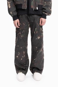 Брюки с накладными карманами Брюки с накладными карманами