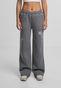 Спортивные штаны Спортивные штаны