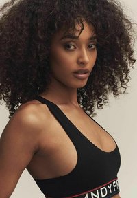 Бюстгальтер без косточек Бюстгальтер без косточек