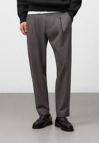 Чиносы Чиносы