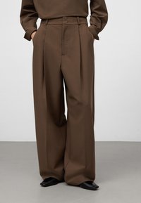 Широкие брюки