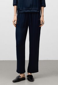 Широкие брюки