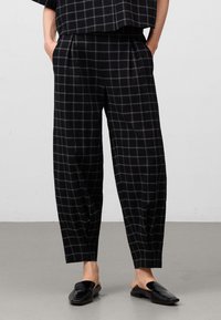 Широкие брюки