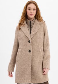 Шерстяное пальто Шерстяное пальто