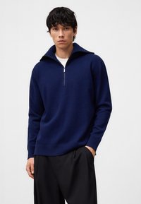 Пуловер Пуловер