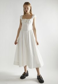 Летнее платье