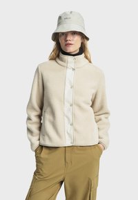 Флисовая куртка