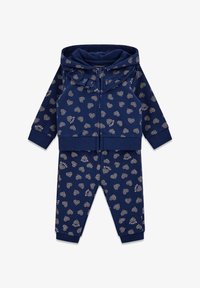 Набор одежды Набор одежды