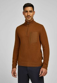 Пуловер Пуловер