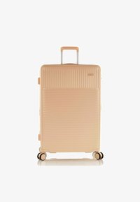 Чемодан на колесах