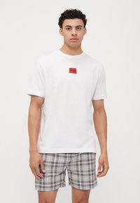 Пижама с шортами