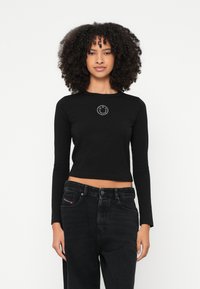 Лонгслив Лонгслив