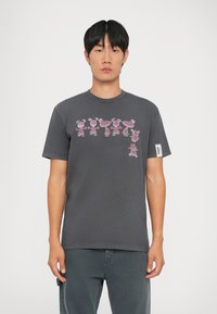 Футболка Футболка