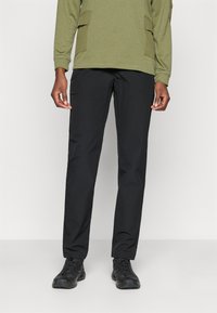 Спортивные штаны