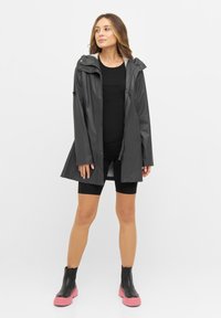 Куртка дождевик