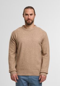 Пуловер Пуловер