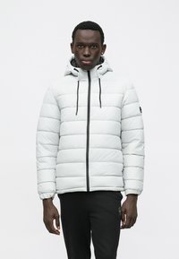 Зимняя куртка Зимняя куртка