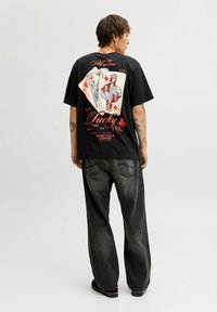 Футболка Футболка