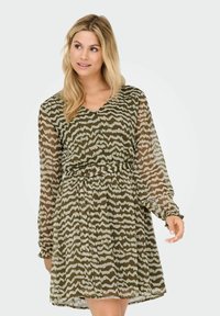 Короткое платье