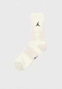 Спортивные носки