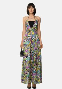 Пляжное платье