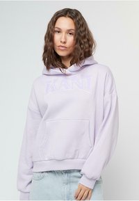 Пуловер с капюшоном