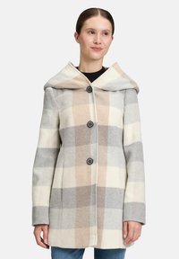 Короткое пальто Короткое пальто