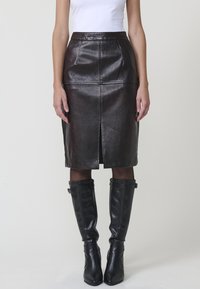 Юбка-карандаш