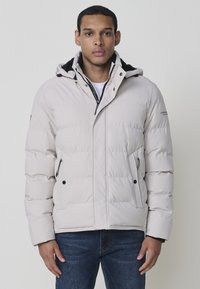 Зимняя куртка Зимняя куртка