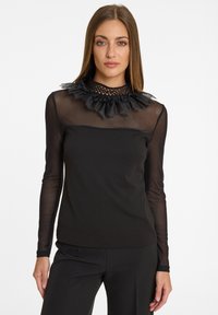 Кружевная блузка Кружевная блузка