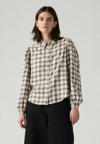 Джинсовая блузка