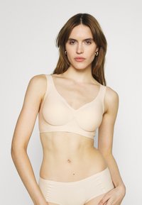 Бюстгальтер без косточек