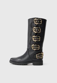 Ковбойские сапоги