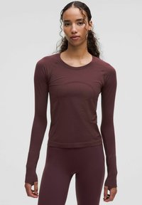 Спортивная майка