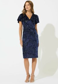 Коктейльное платье