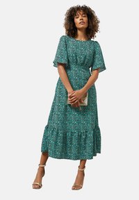 Летнее платье