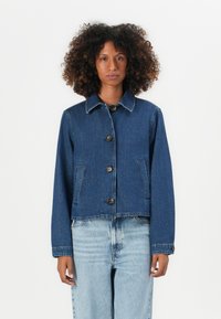 Джинсовая куртка Джинсовая куртка