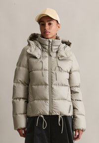 Пуховик Пуховик