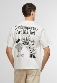 Футболка Футболка