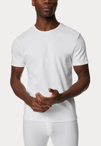 Футболка Футболка