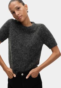 Футболка Футболка