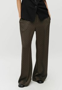 Прямые брюки